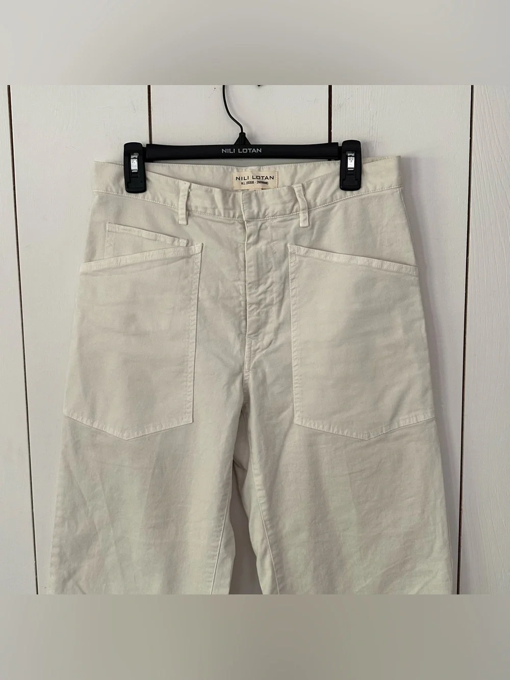 Nili Lotan Shon in Eggshell Sz 2 NWOT Barrel - Picture 8 of 15